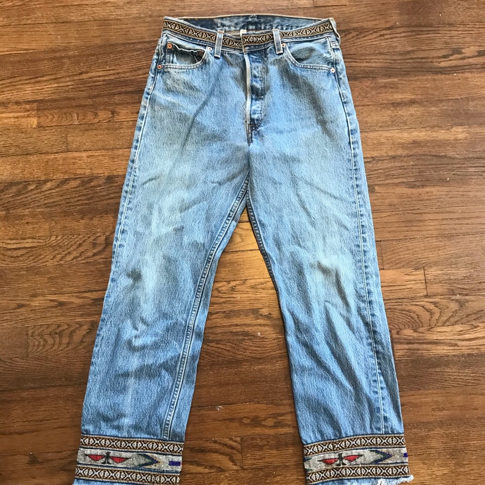 High-waisted Levi’s Denim
